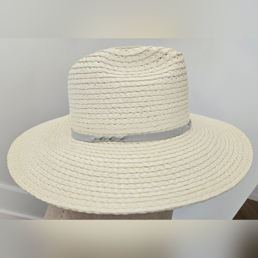 NWOT - Treasure & Bond Cream Straw Hat - Picture 3 of 10